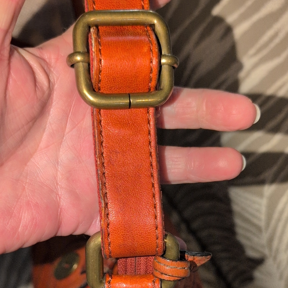 Fossil Talita Burnt Orange Leather Crossbody Bag - Picture 6 of 16